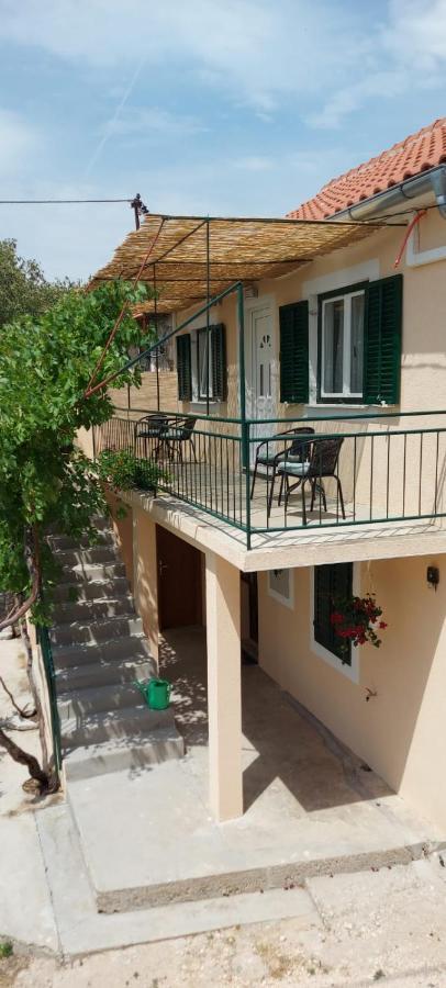 Apartments Lucky Lozovac Buitenkant foto